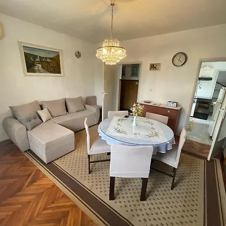 Apartman Pcelica