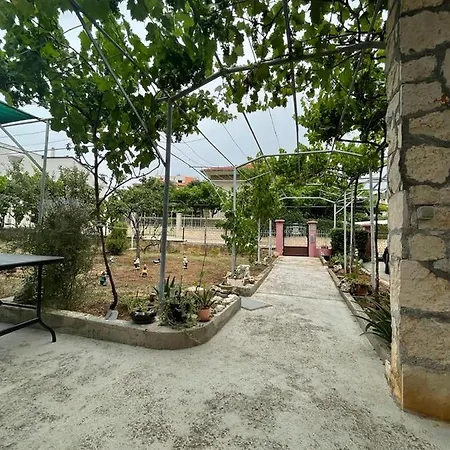 Appartement Apartman Pcelica *