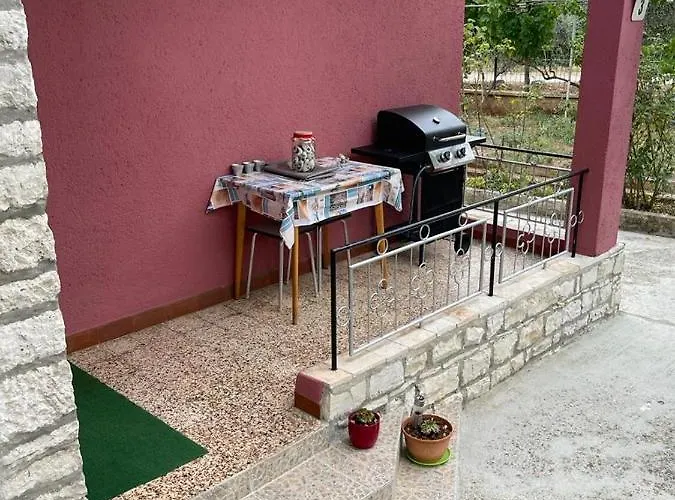 Apartman Pcelica * Pula