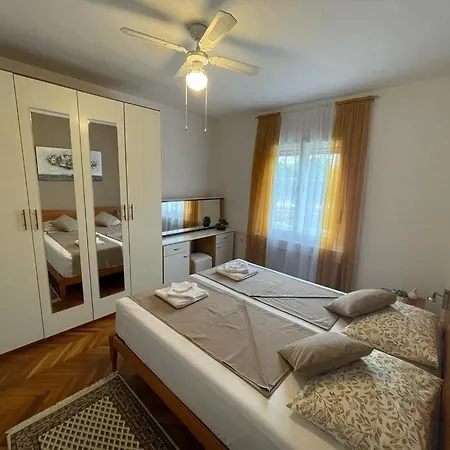 Appartamento Apartman Pcelica Pola