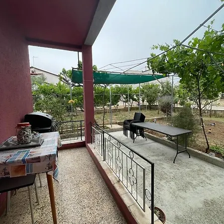 Apartman Pcelica Apartment