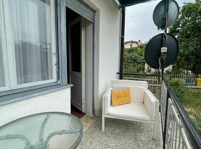 Apartman Pcelica *
